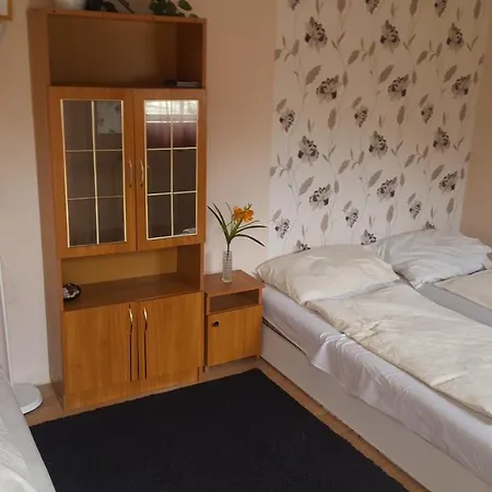 Berg Motel Nomád Tábor *