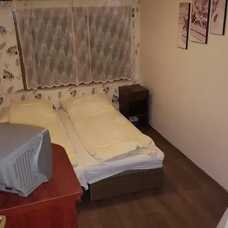منزل للإقامة Berg Motel Nomad Tabor *